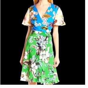 $498 Diane von Furstenberg  Silk Flutter Sleeve Multicolor Print Wrap Dress 6
